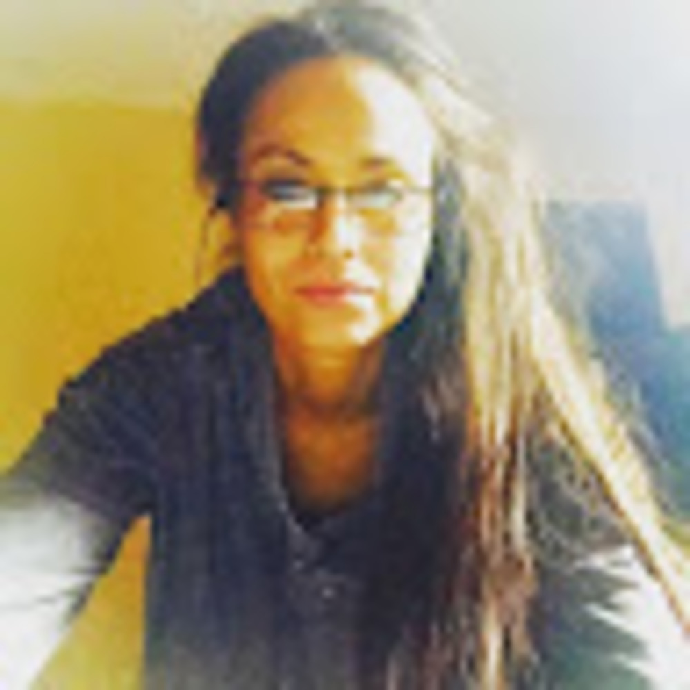 Meet your Posher, Elena